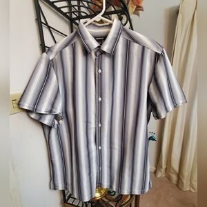 Men's short sleeve dress shirt by Claiborne,  size Large